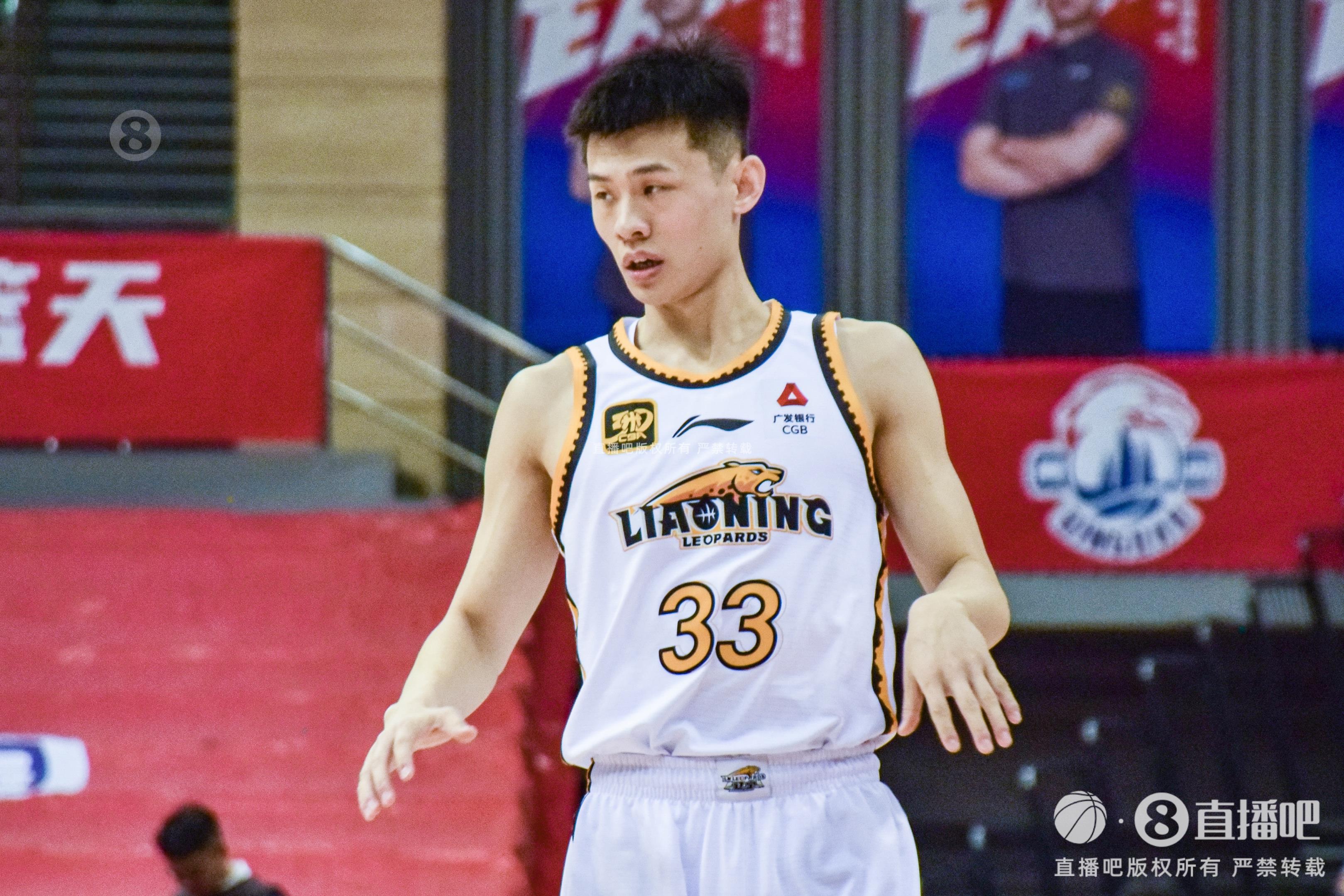 盡力了！王嵐嵚末節(jié)2記三分 全場18分鐘4中3拿到10分